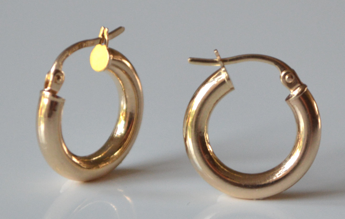 9ct Gold Hoops, 15mm