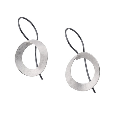 Ribbon Hook Earrings, Silver/Oxi