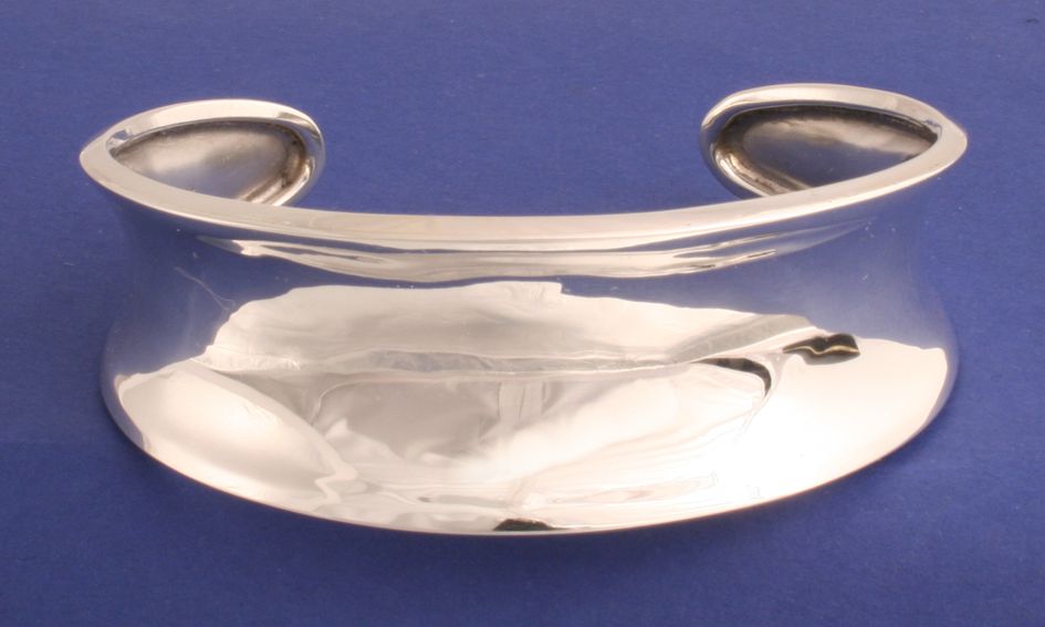 Silver Concave Bangle