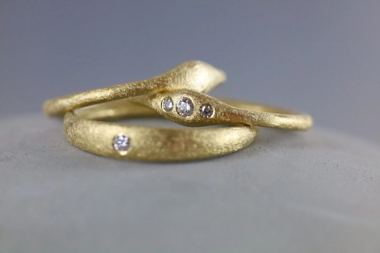 9ct Gold Diamond Textured Band