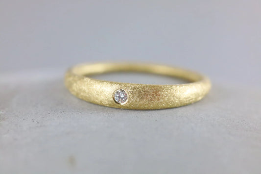 9ct Gold Diamond Textured Band