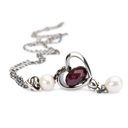 Fantasy Necklace, White Pearl
