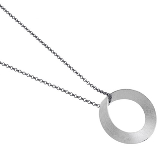 Ribbon Pendant, Silver/Oxi