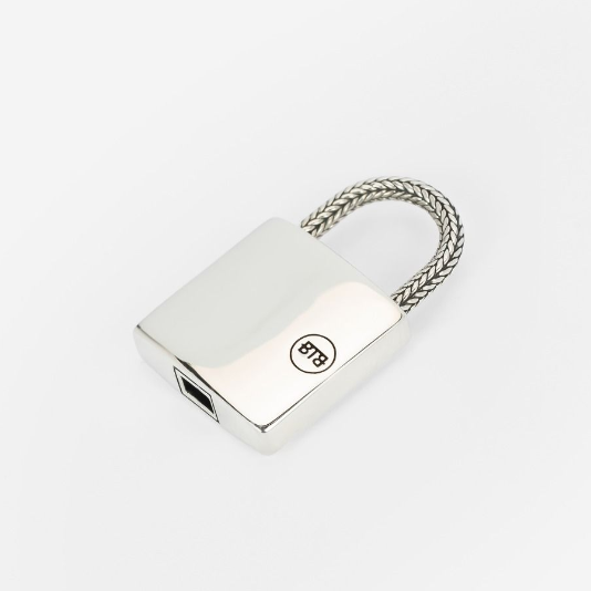 Essential Padlock Silver Necklace