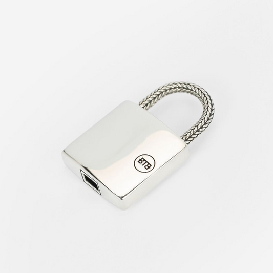 Essential Padlock Silver Necklace