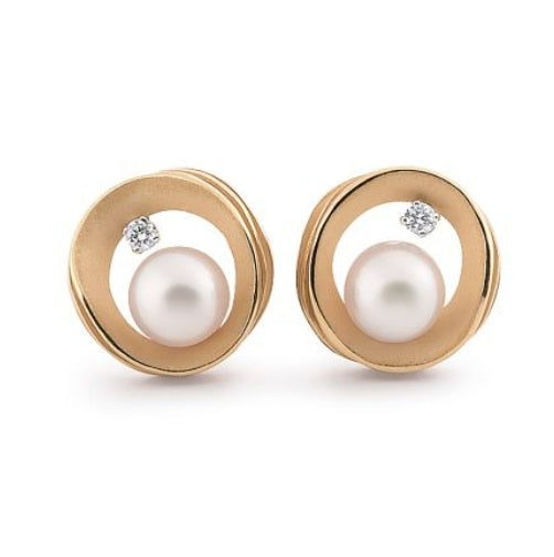 Infinity Diamond and Pearl Earrings by Annamaria Cammilli
