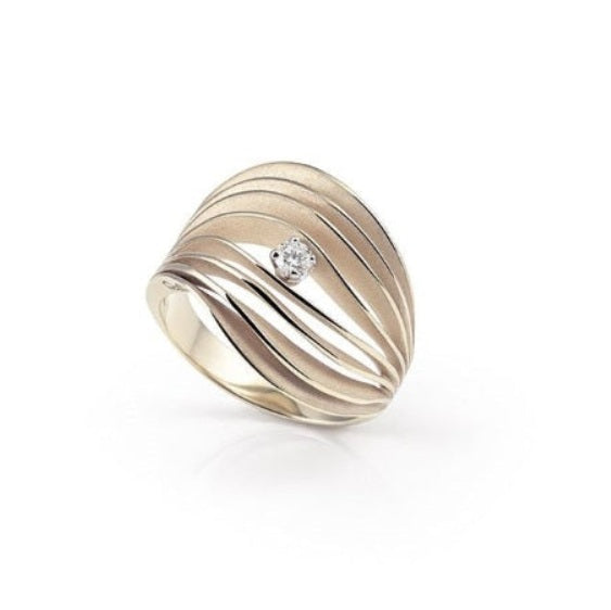 Veela Star Diamond Ring by Annamaria Cammilli