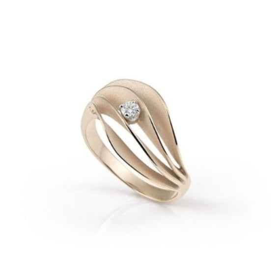 Veela Star Diamond Ring by Annamaria Cammilli