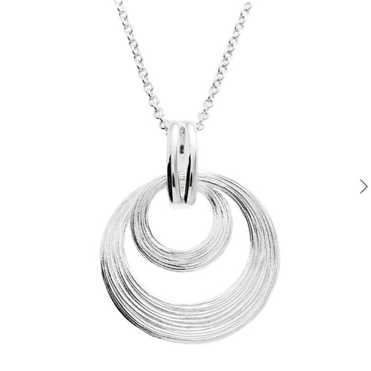 Crease Circle Pendant, Silver