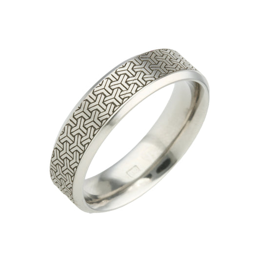 Titanium Triline Ring