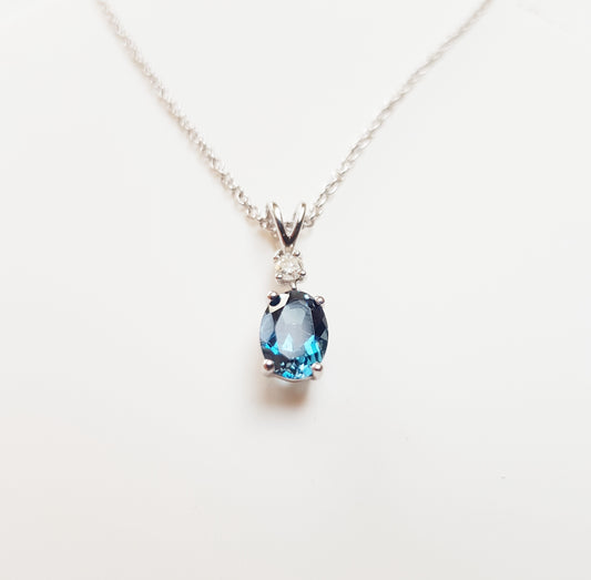 White Gold London Blue Topaz Pendant