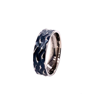 Titanium Carved Ruffles Ring